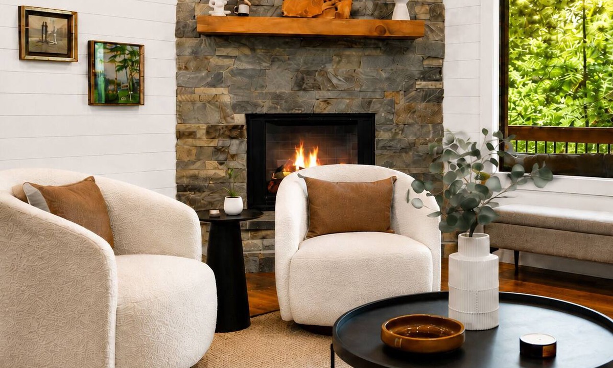Cherry Log Cabin | Summer Discounts - Modern Luxury Cabin - Kings Beds - Hot tub