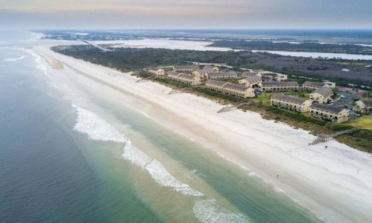 Crescent Beach Condo | Summerhouse 147, 2 Bedrooms, 2.5 Baths, Sleeps 6, Ocean View, 4 Heated Pools