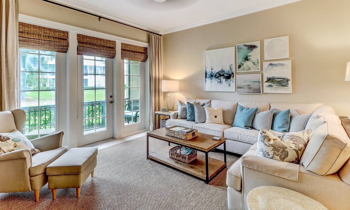 Amelia City House | Summerwoods is a new, small-scale, quiet, gated community located on the south end of Amelia Island.