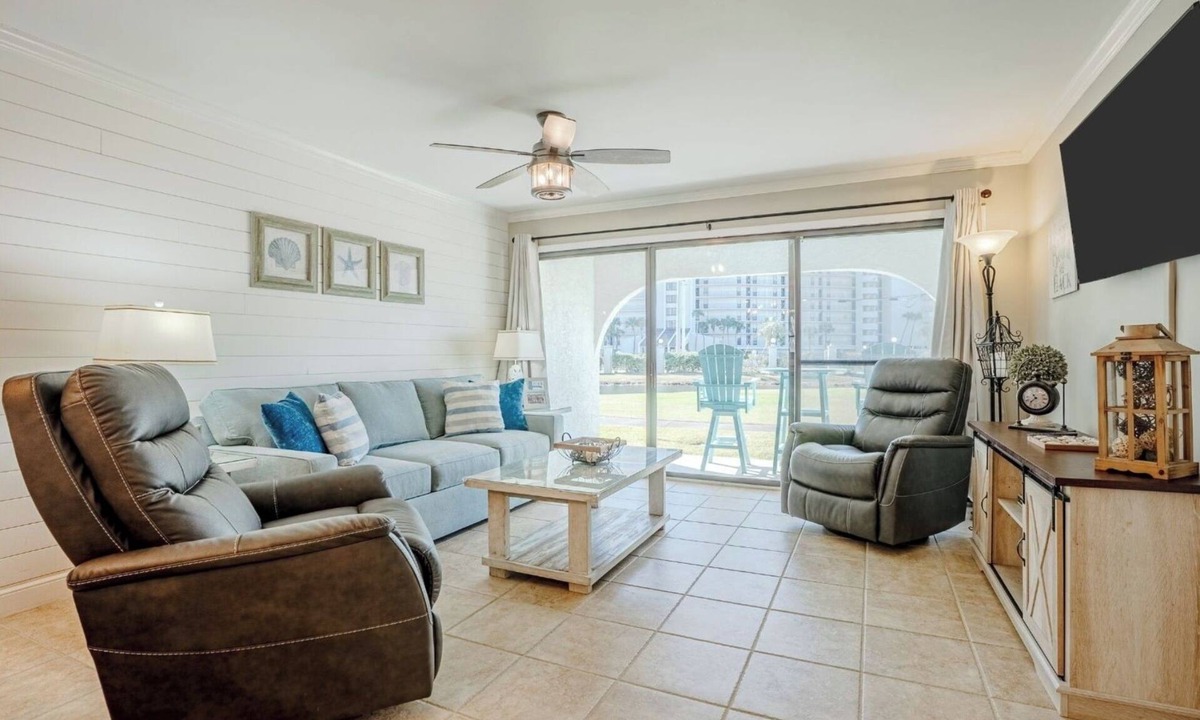 Panama City Beach Villa | ⛱️ Sun-drenched Sand Dollar Villa | ground floor, easy walk to beach and dining