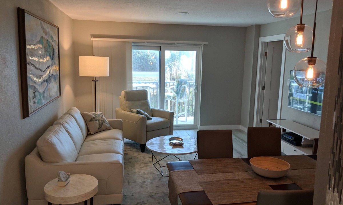 Ormond-by-the-Sea Condo | Sun, Sand, and Surf!