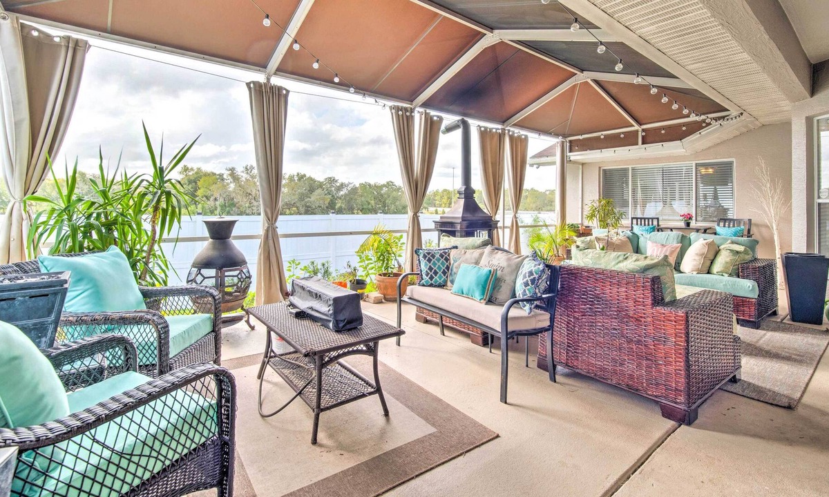 Brooksville House | Sunny Brooksville Getaway w/ Furnished Lanai!