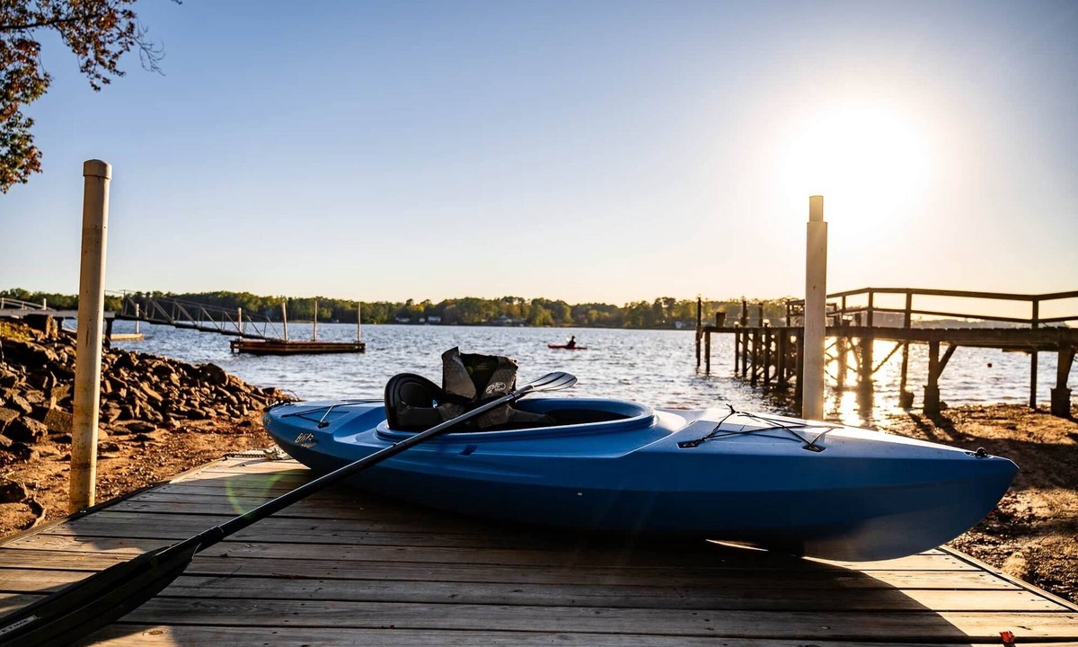 Newberry Shores House | Sunset Cove-Waterfront private dock, kayaks, your lake home!