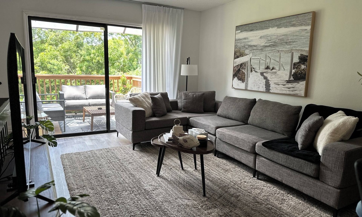 Clearwater House | Sunset Gateway - Mins to Beaches & Golf | Bowling - Shopping - Clearwater Beach