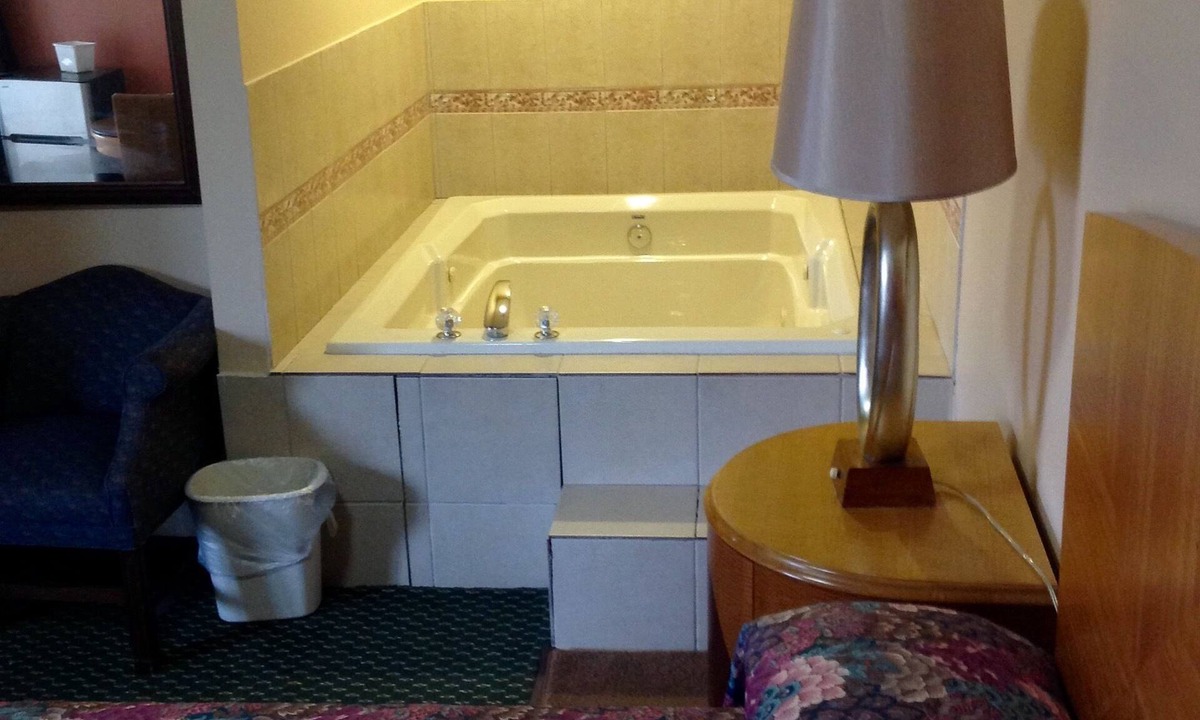 Egg Harbor Township Hotel | Sunset Motel