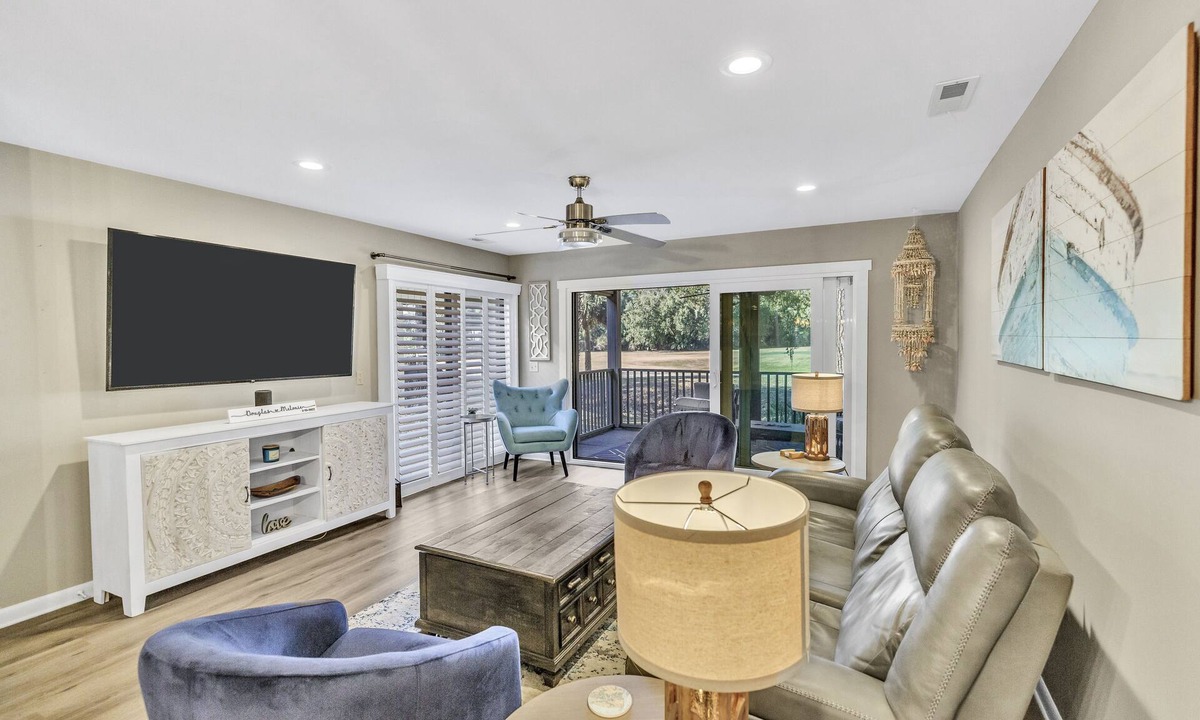 Shipyard Plantation Villa | Sunset Rentals | Tennismaster 802 | Dog Friendly