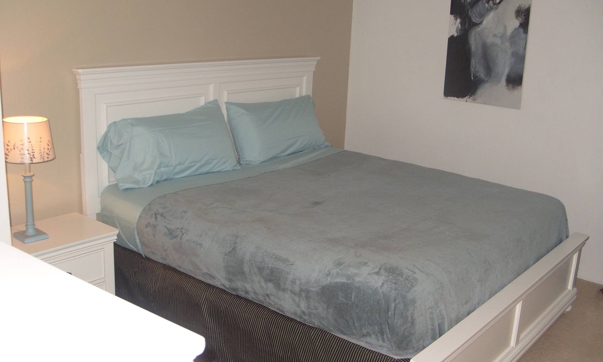 Fort Myers Condo | Sunshine Getaway Vacation Rentals!