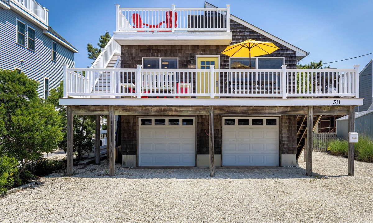 Beach Haven House | Sunshine on Leeward - 4 bed 2 bath -Single Family Home in Beach Haven
