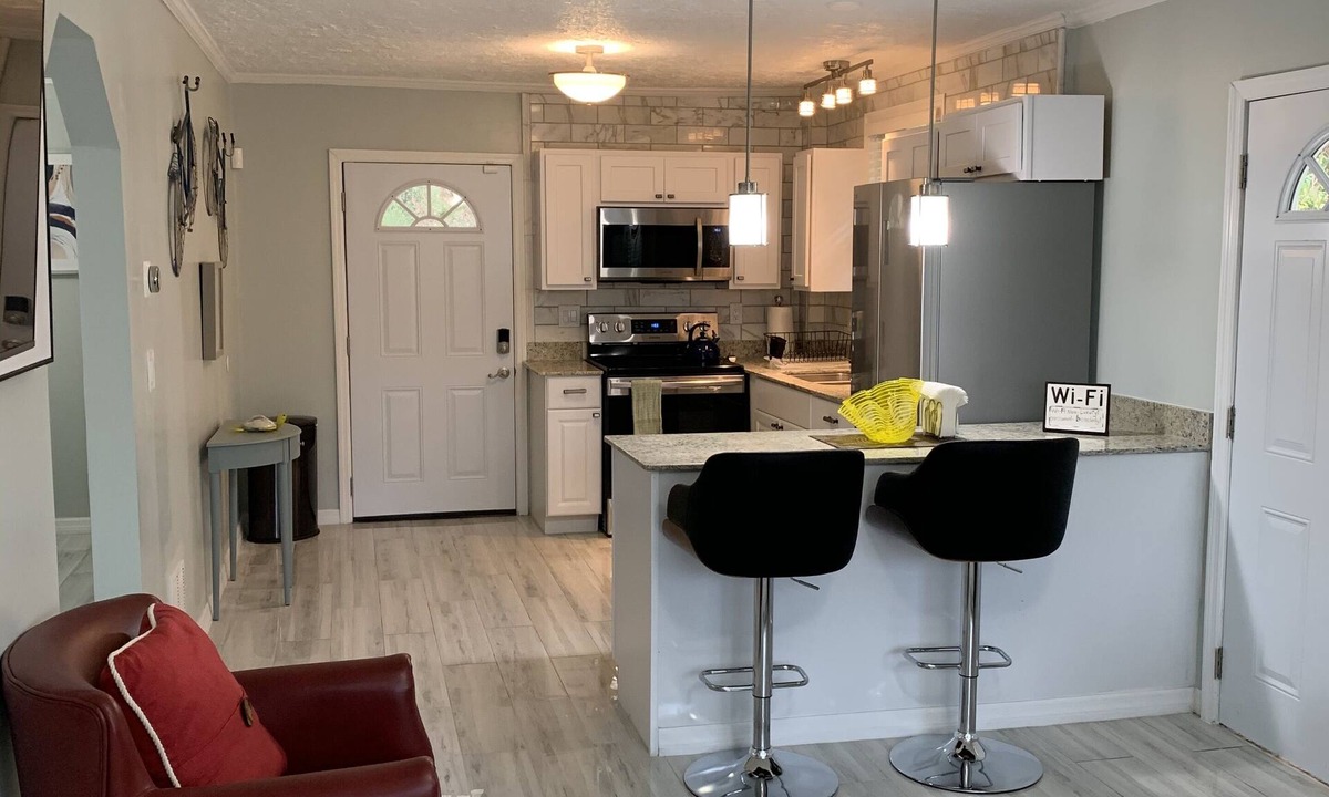 Northside House | Sunshine Villa Two