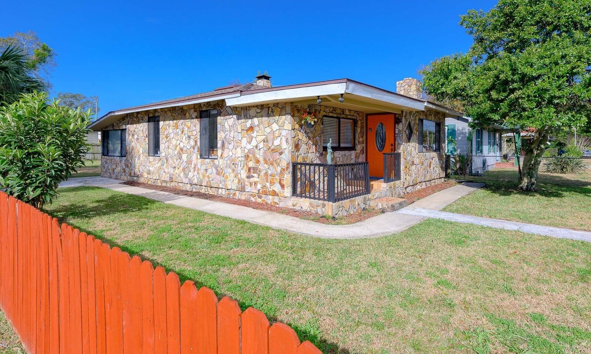 Kingston House | Super Nice House near everything in Daytona Beach