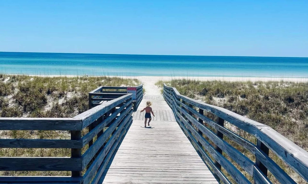 Panama City Beach House | Surfside Serenity@Bidawee! 1 Block from Prvt Bch Access and Peek-A-Boo Gulf View