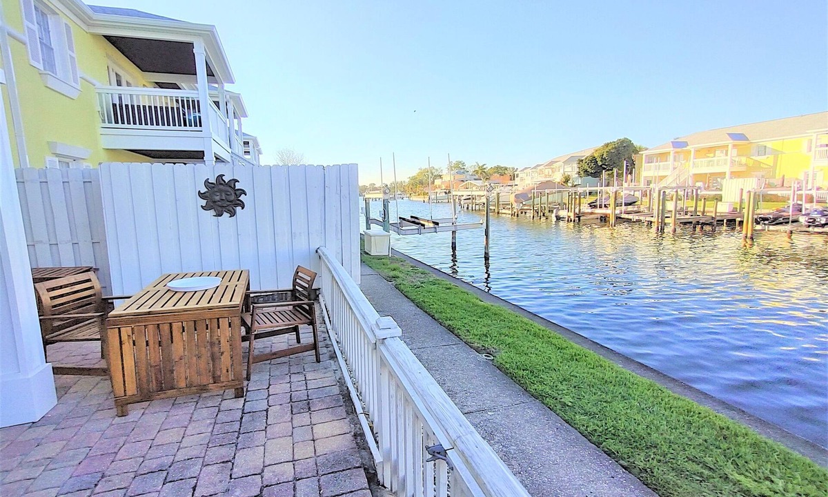 Coquina Key Condo | Swanky Starfish- Waterfront Condo