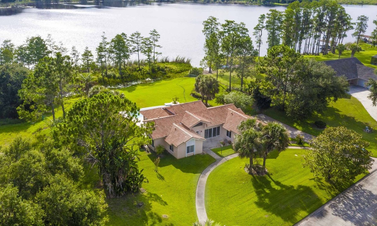 Swiss Olsen | Groveland