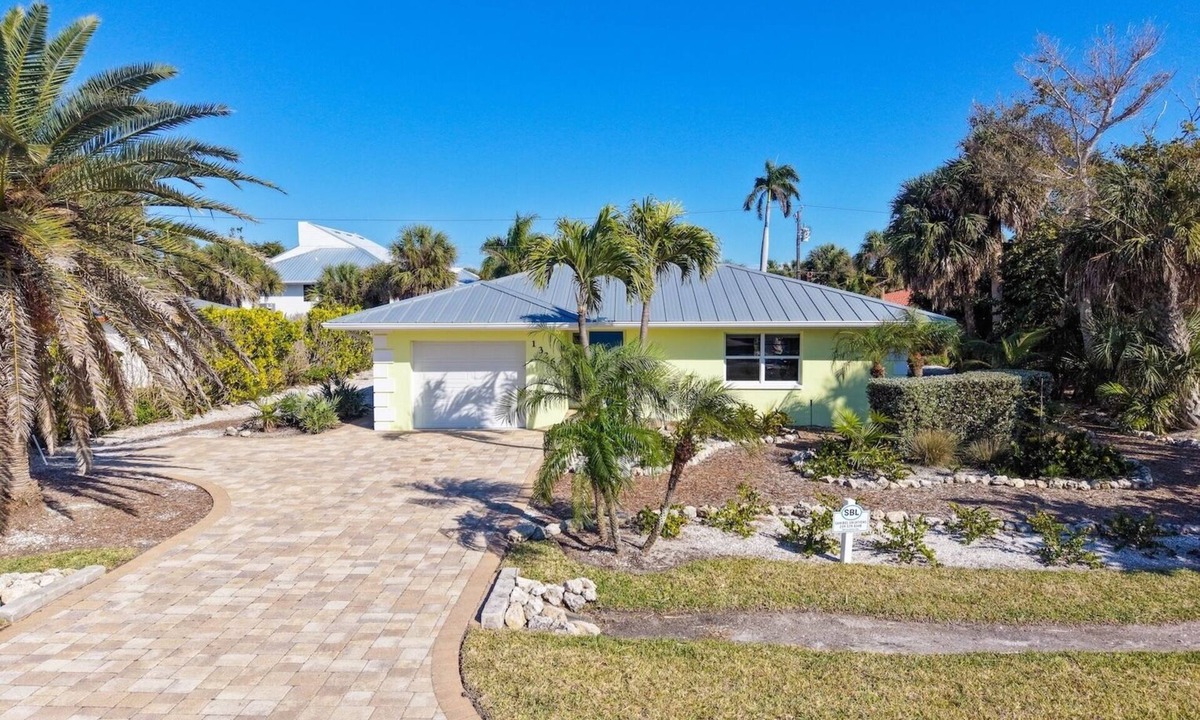 Tradewinds House | Tahitian Waters: Pet-Friendly Pool Home Just Steps to the Beach!