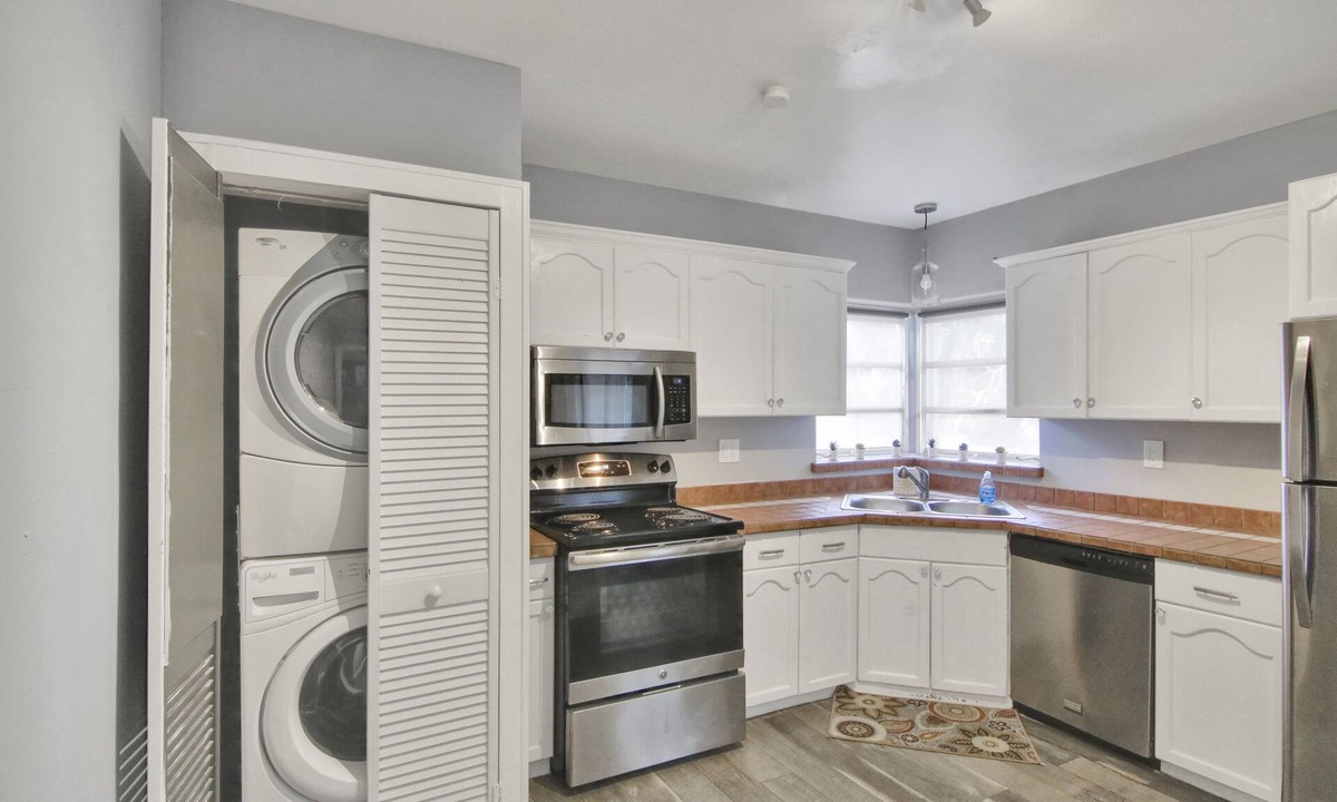 Tarpon River House | Tarpon River Getaway