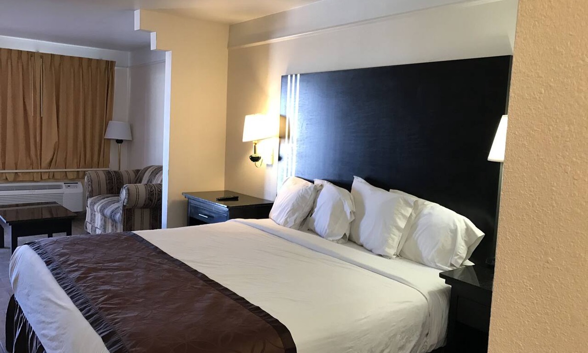 Pharr Hotel | Texas Inn & Suites
