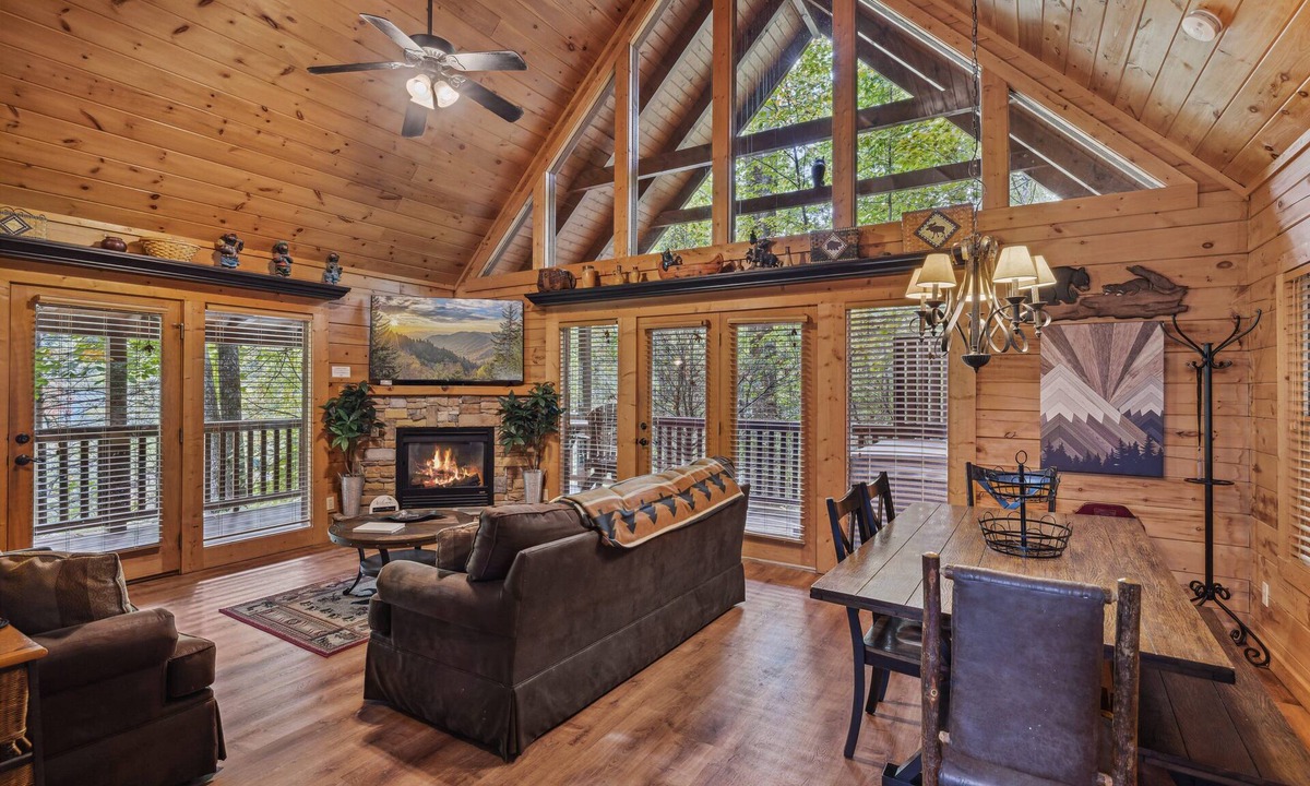 Black Bear Falls Cabin | The Adventure Lodge Located in Black Bear Falls Resort with 3 King Suites!