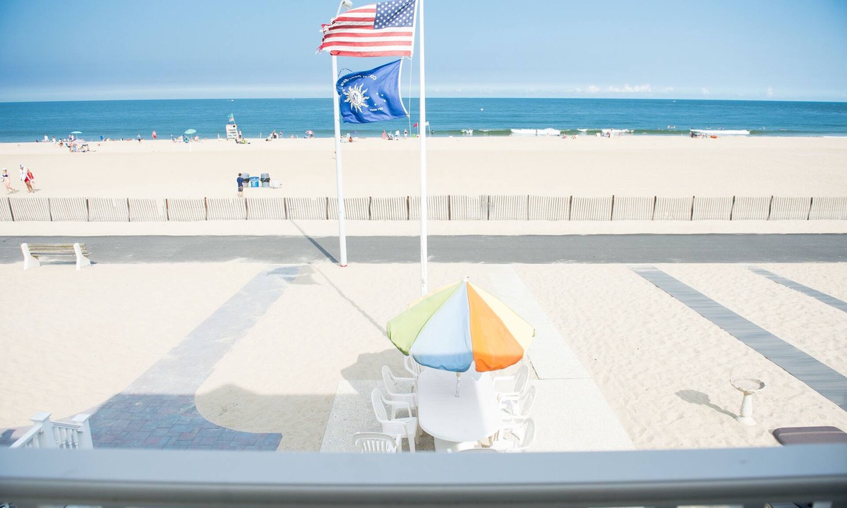 Manasquan House | The Atlantic Ocean Is Your Front Yard - Unparalleled Views - Step On To Sand!