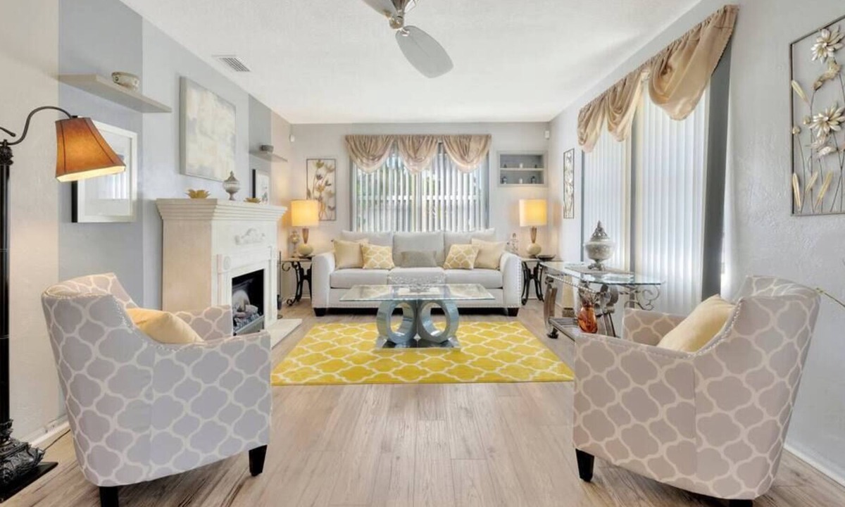 Greater Pinellas Point House | The Bahama Breeze - Sleeps 6