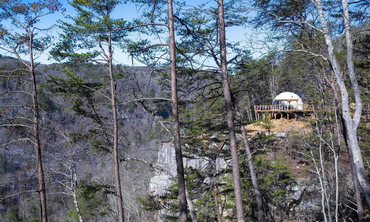 Pikeville House | The Canyon at Pond Creek