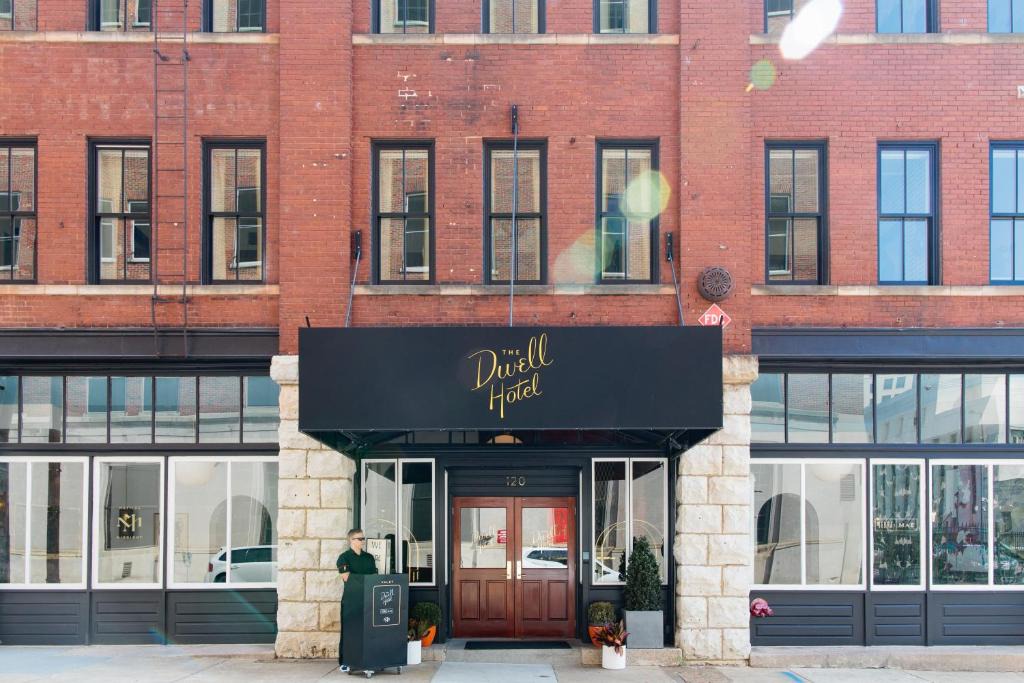 Downtown Chattanooga Hotel | The Dwell Hotel, a Member of Design Hotels