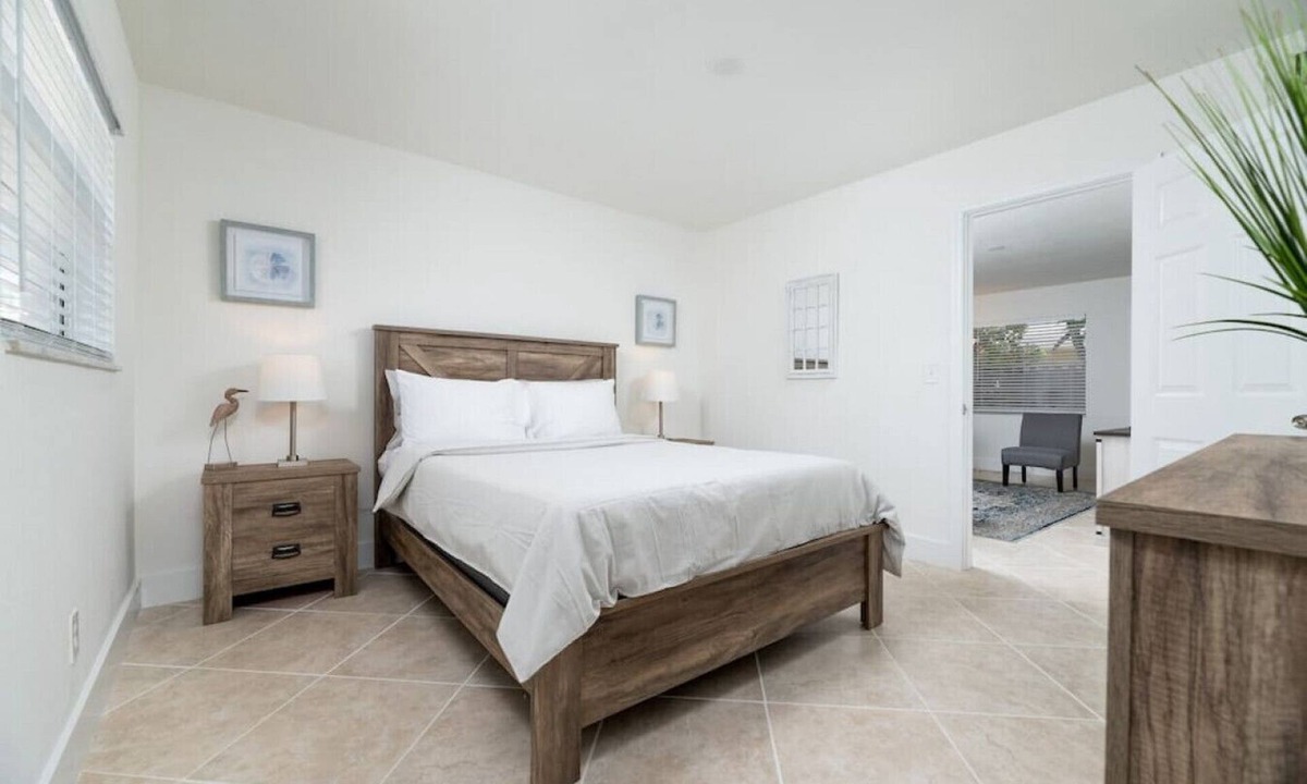 Wilton Manors Apartment | The Heart of Wilton #2