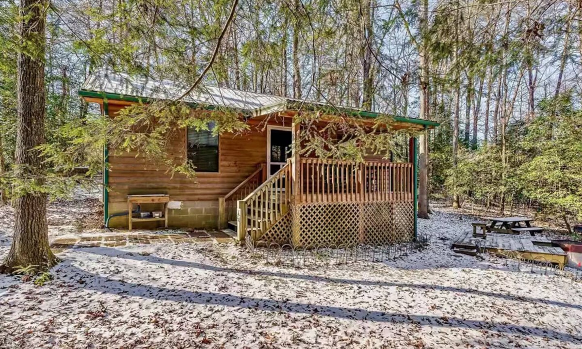 Spencer Cabin | The Holly Cabin near Fall Creek Falls