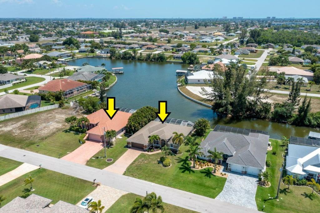 Pelican House | The Joint Venture - Cape Coral - Roelens Vacations