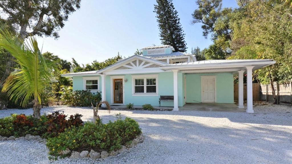 Anna Maria House | The Lady Fish Home
