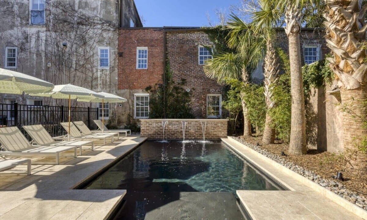 Harleston Village Bed & Breakfast | The Nicholas Veranda King Suite- 1 Block to King
