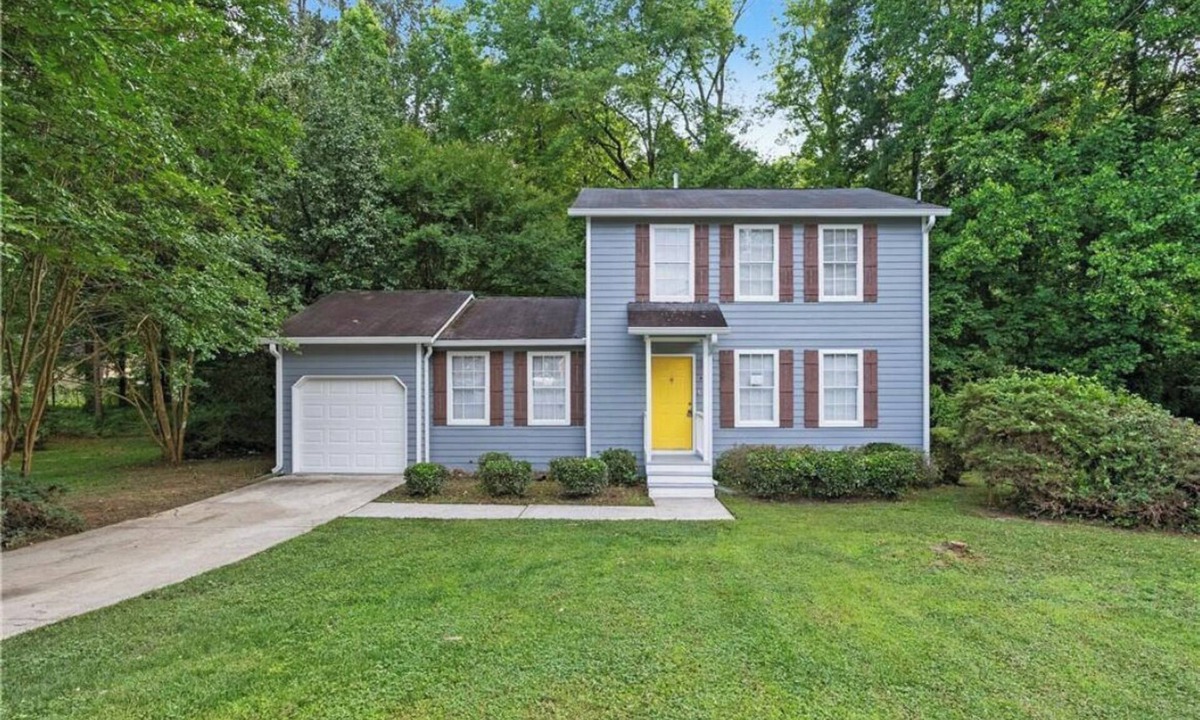 Riverdale House | The Perfect COZY Home Away From Home
