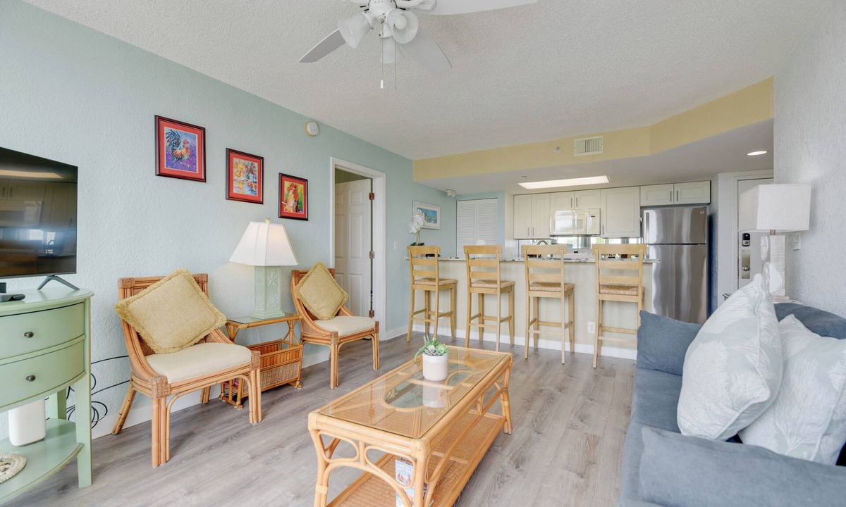 Key West Condo | The Samana Cay | Tropical, Airy Retreat w/Private Balcony, Pool!