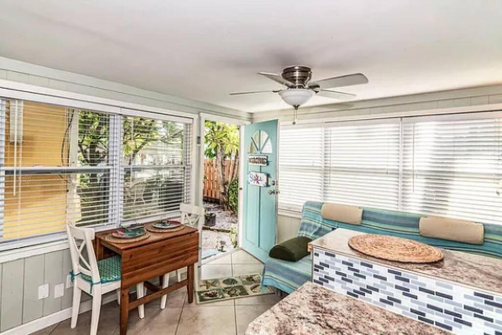 Pass-a-Grille House | The StarFish Bungalow 1B/1B
