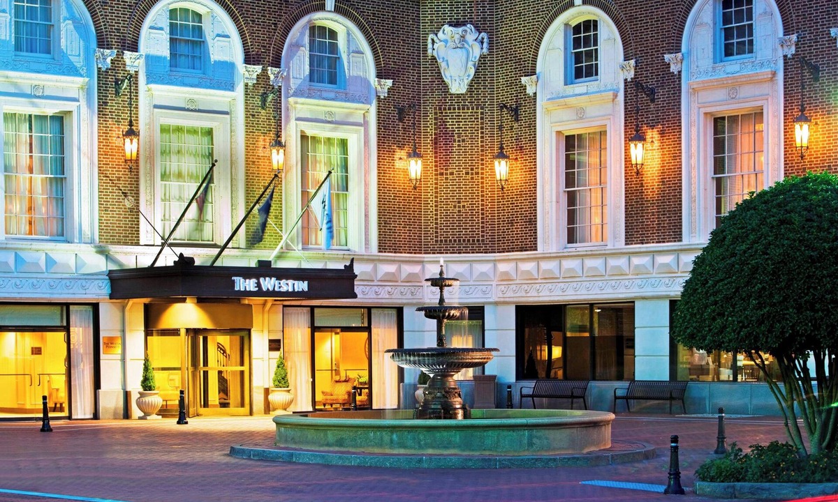 Greenville Downtown Hotel | The Westin Poinsett Greenville