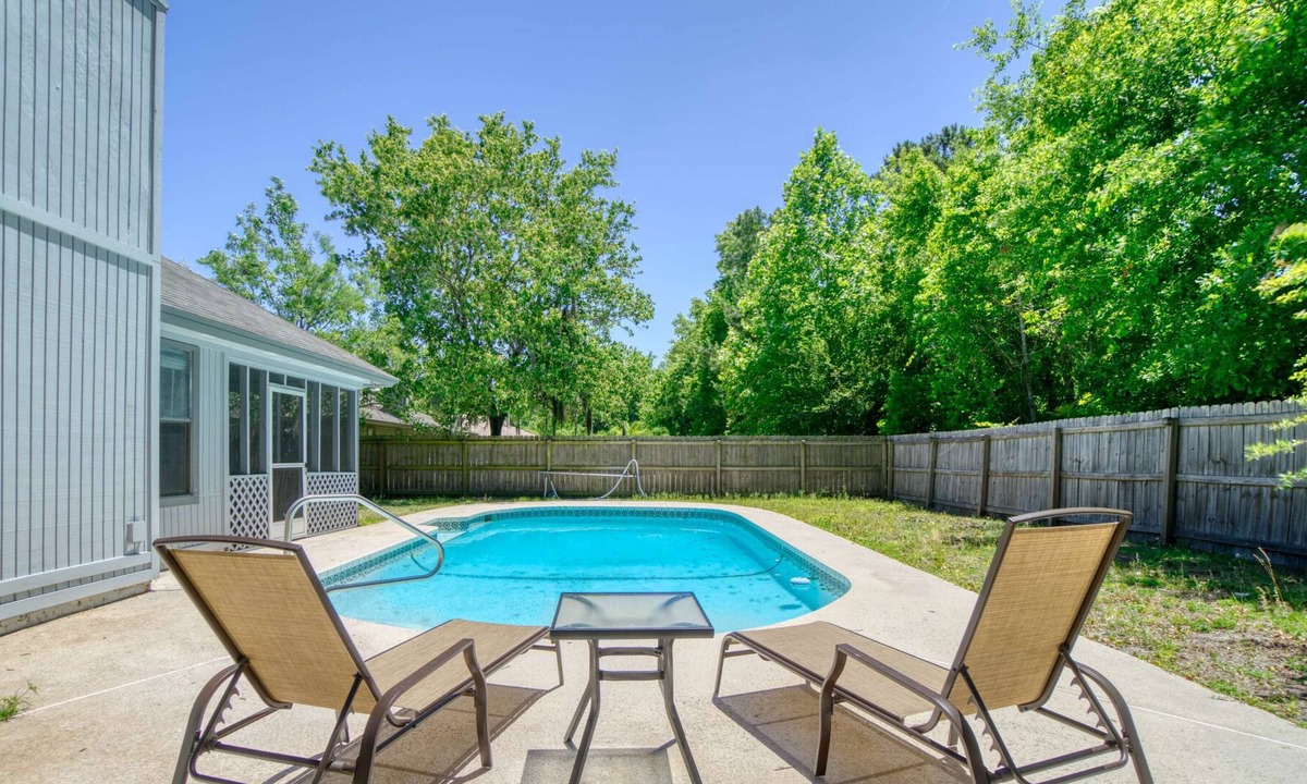 Sunbeam House | This house is a 3 bedroom(s), 2 bathrooms, located in Jacksonville, FL.