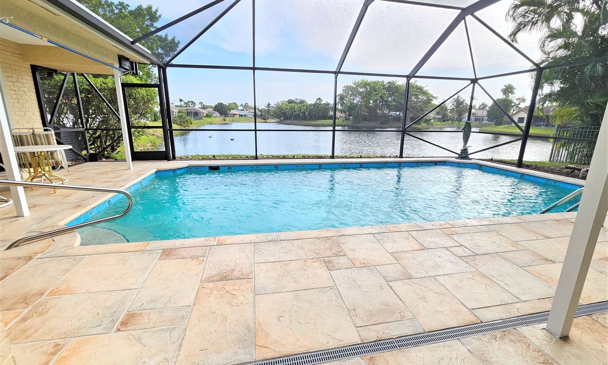 Deerfield Beach House | This property is no longer available