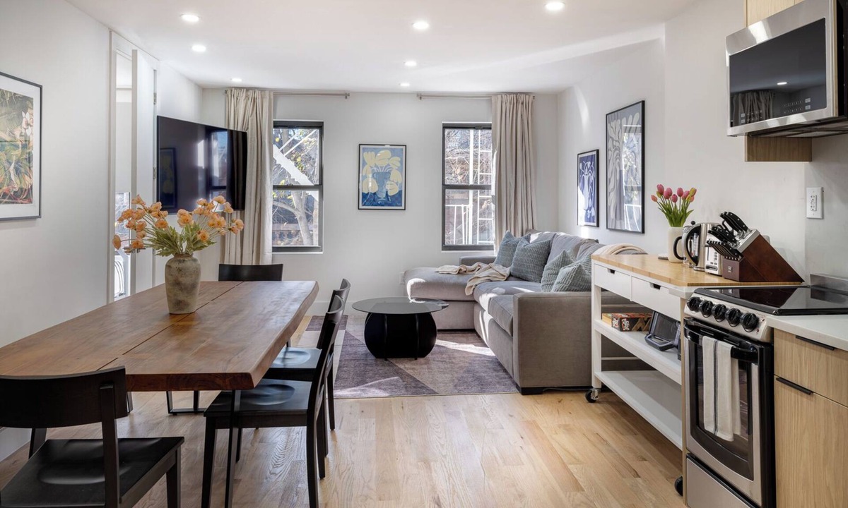 Williamsburg Apartment | Three Bedroom Suite in Condo-Hotel