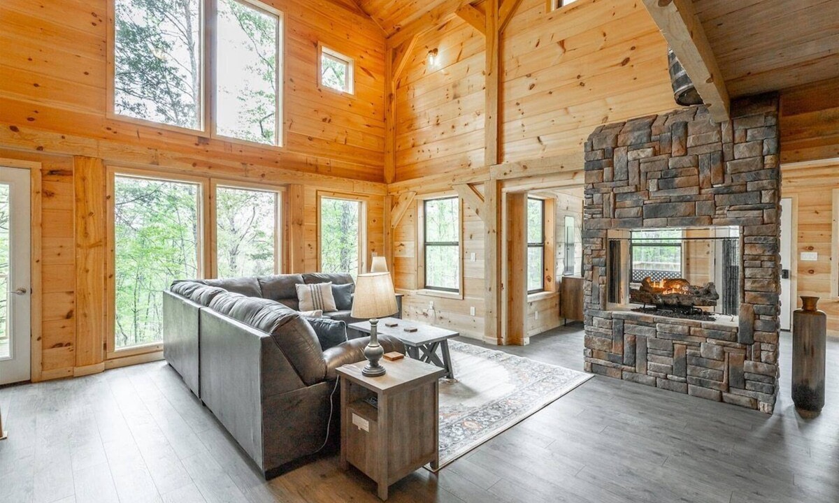 Trenton Cabin | Timber Creek Lodge | Pet Friendly + Mtn Views