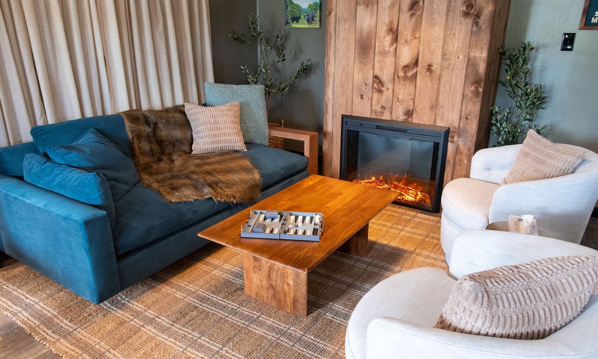 Townsend Hotel | Townsend River Breeze Inn