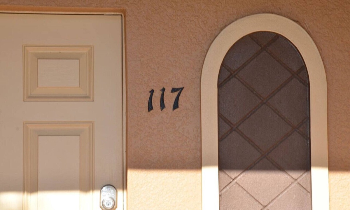 Wellington House | Traditional 4 Bedroom 3.5 Bath Townhome with Resort Access and Amenities Close to Disney