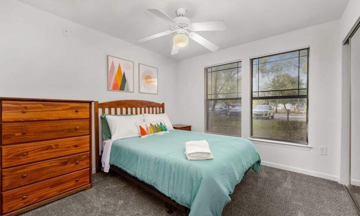 Lutz Apartment | Tranquil home w/patio, pool & gym