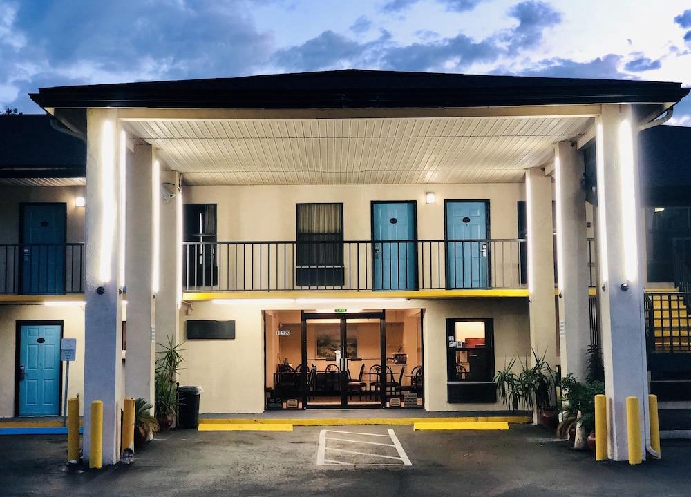 Alachua Hotel | Travelodge by Wyndham Alachua