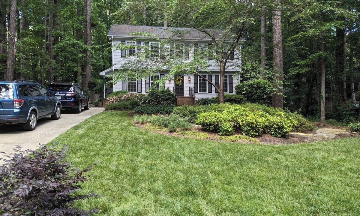 Durham House | Tree-Lined Durham Escape w/Chef’s Kitchen