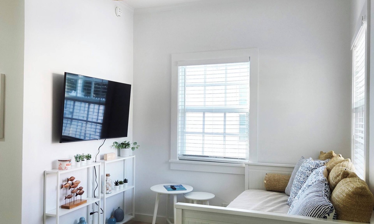 Truman Annex House | Tropical Cottage - 28 days minimum stay