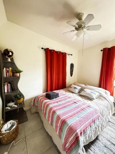 Lantana House | Tropical Home 3 Beds Near Beach, Delray PBI Air