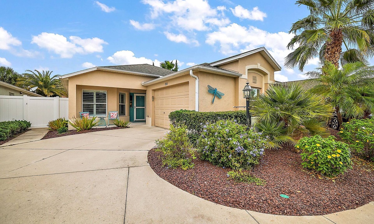 Pennecamp House | Tropical Oasis in Pennecamp