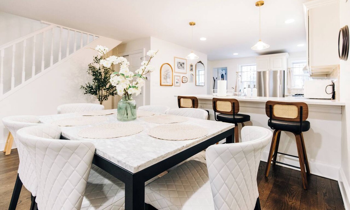 Historic Downtown Apartment | True 2bed/3bath - 20 mins to NYC + MetLife! Luxury Brownstone