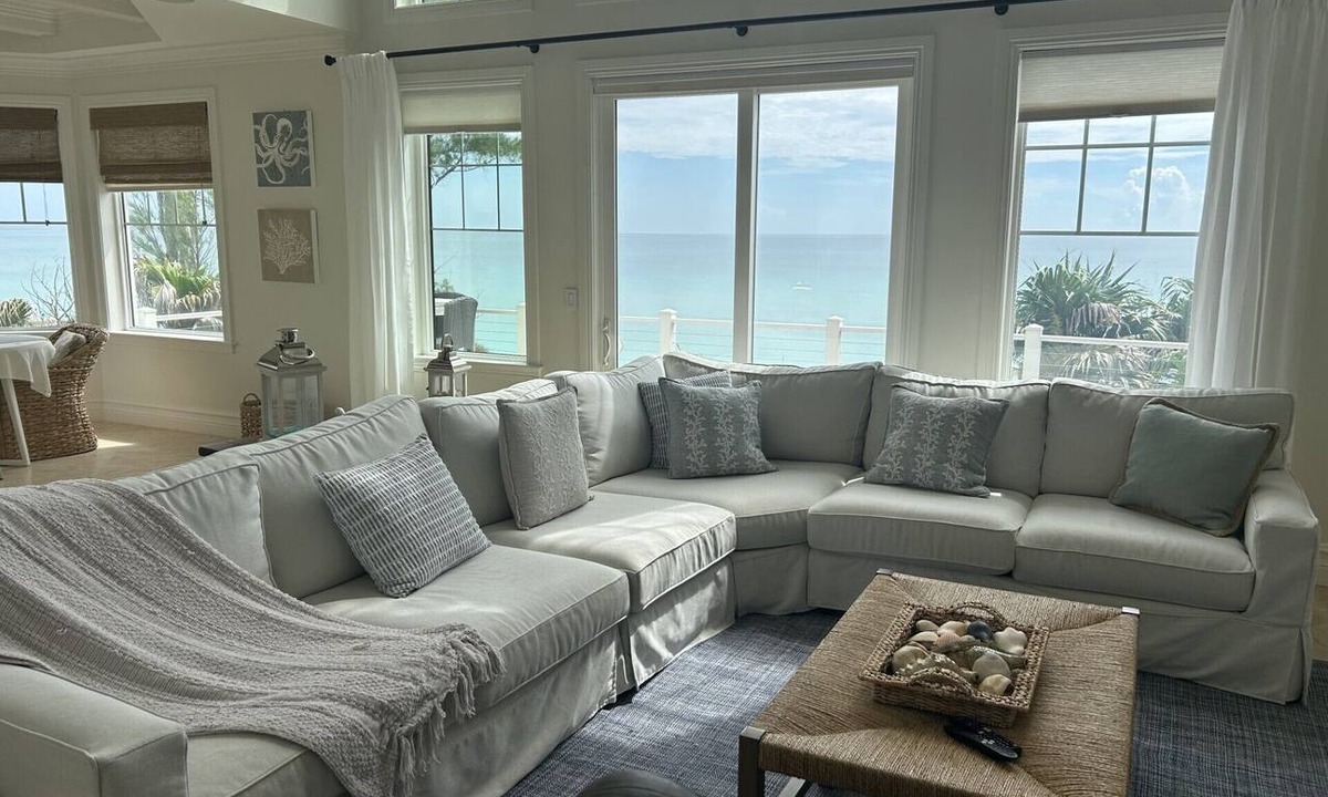 Melbourne Beach House | Turtle Trax - Elegant five bedroom new oceanfront home with heated pool.