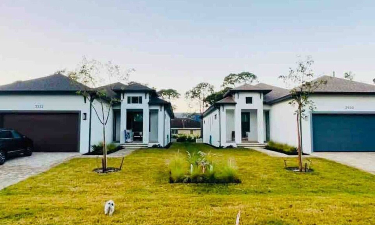 East Naples House | Twin Amazing villa's in Naples