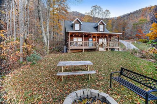 Cullowhee House | Twin Bear Cabin